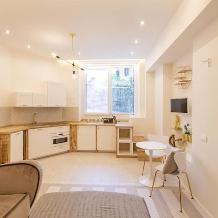 5Fo6 Navigli - Duomo - Boho - Minimal Apartment Milano Ngoại thất bức ảnh